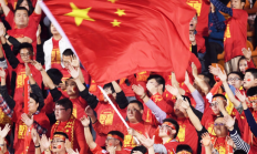 世俱杯外围:足球报谈U16国足夺冠：进攻多点开花，防线短板造战术选择困境